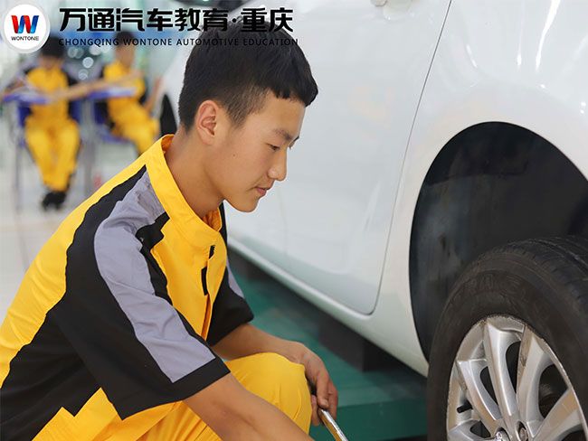 【重庆万通新生故事】跨越500多公里的求学路,他为何如此坚定?