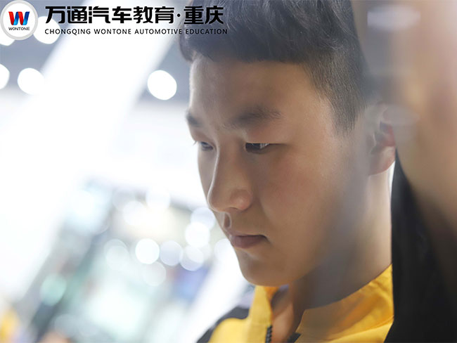 【重庆万通新生故事】跨越500多公里的求学路,他为何如此坚定?