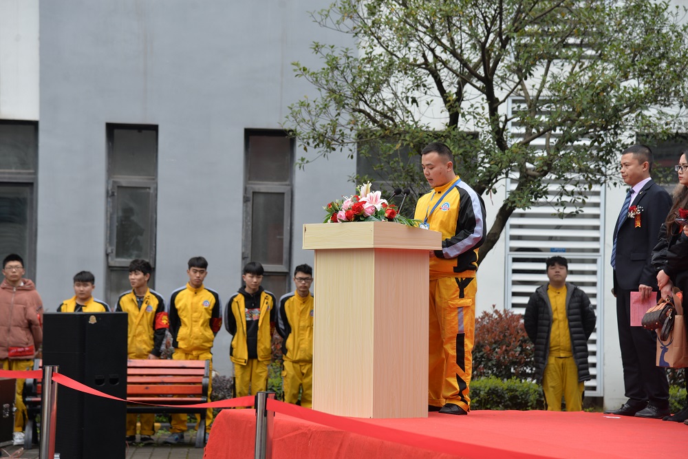 2019年重庆万通春季大型汽车人才名企预选会成功举行
