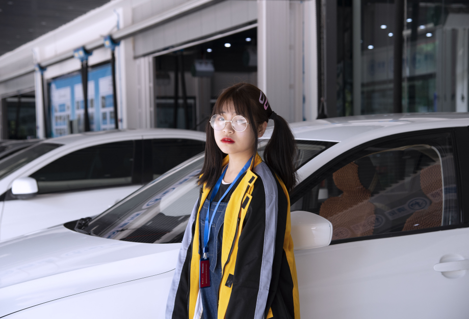女生学汽修专业好吗?坚持你所热爱的 你会获得加倍回报