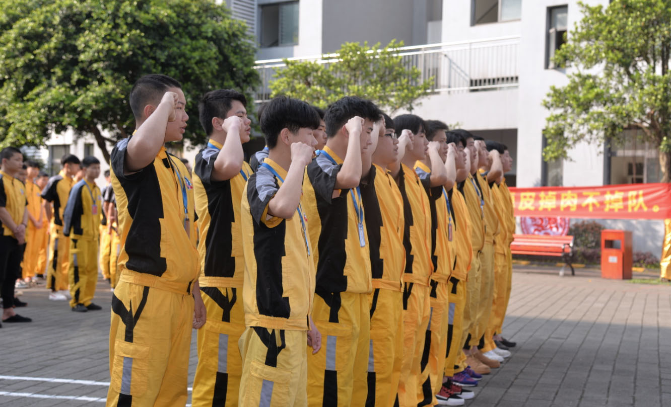 重庆万通文明礼貌月启动仪式拉开帷幕