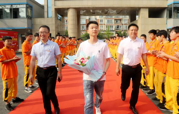 技能成就未来:第45届世界技能大赛上中国代表队荣登榜首