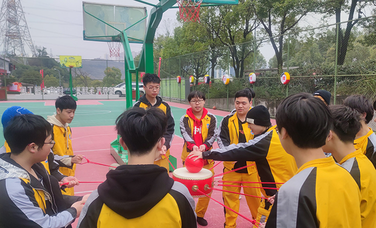 校园生活 | 一起向未来 新生校园生活精彩纷呈