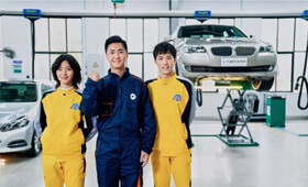 开学了，“我”对现在的学校不满意，可以转学吗？