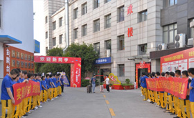 惜别校园启新程 无缝衔接赴职场 | 重庆万通为汽检学子举行暖心欢送仪式​