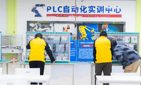 年轻人转行想“躺赢”？认准自动化行业，PLC技术是关键！
