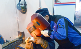 焊接工位火热预定中！年底学焊接，来年好工作！