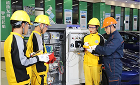 初高中毕业走技术路线，选哪个行业更吃香？