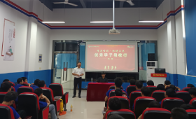 榜样领航 薪火相传｜毕业学子母校行，赋能青春学子逐梦前行