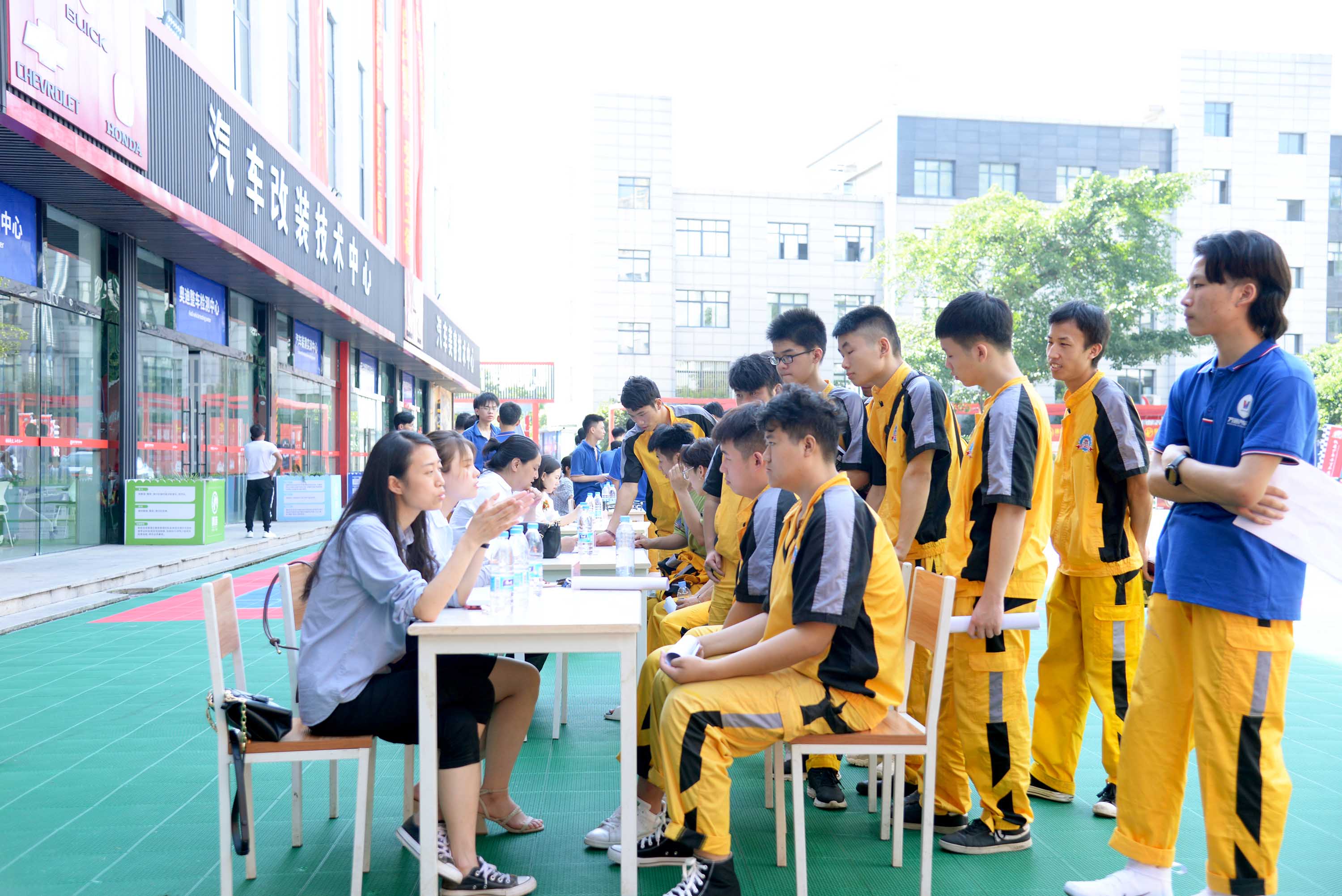 夏秋季人才订制预选会