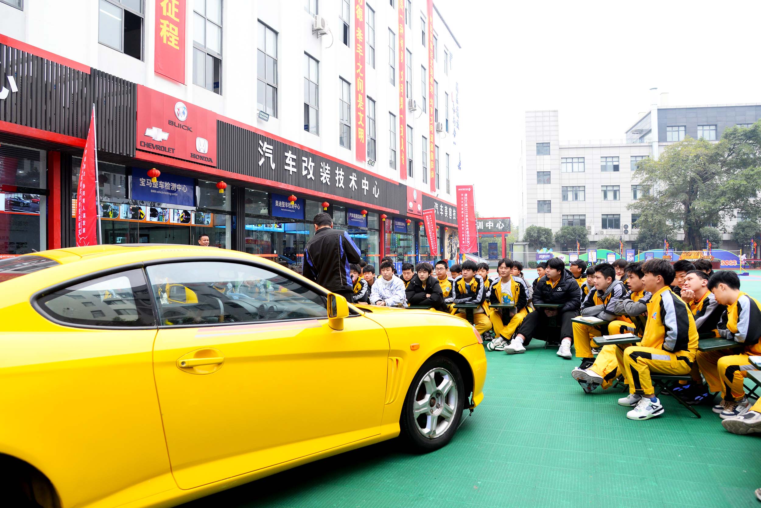 新生学子技术探索 — 大火烧车