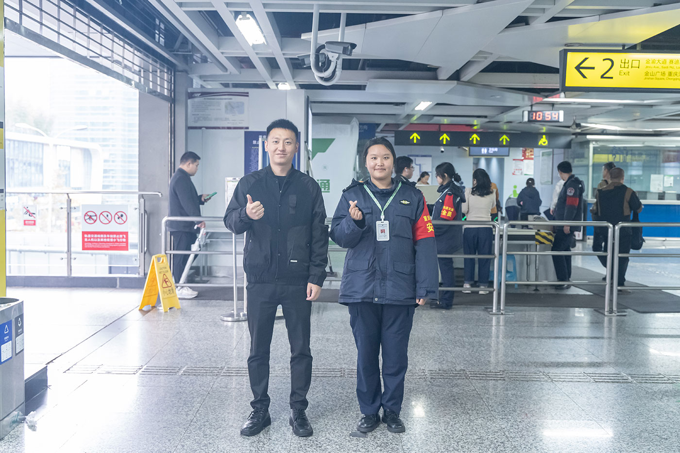 重庆万通回访城轨毕业学子